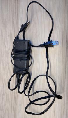 Macintosh PowerBook 45W AC Adapter