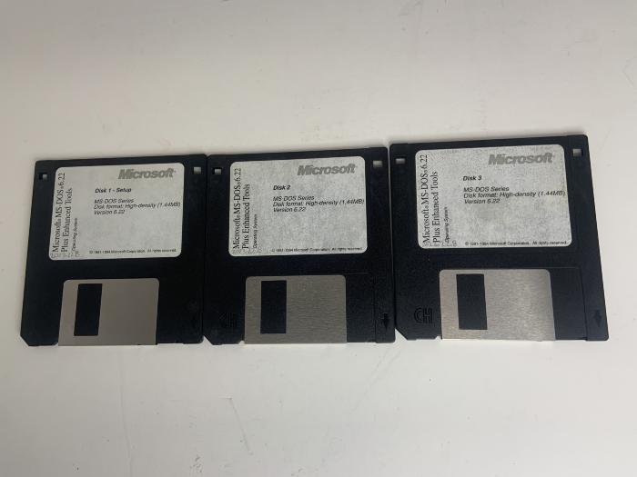Multiple Microsoft MS-DOS 6.22 Setup Diskettes