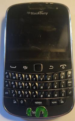 Front of BlackBerry Bold Touch 9930