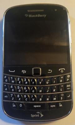 Front of BlackBerry Bold 9930